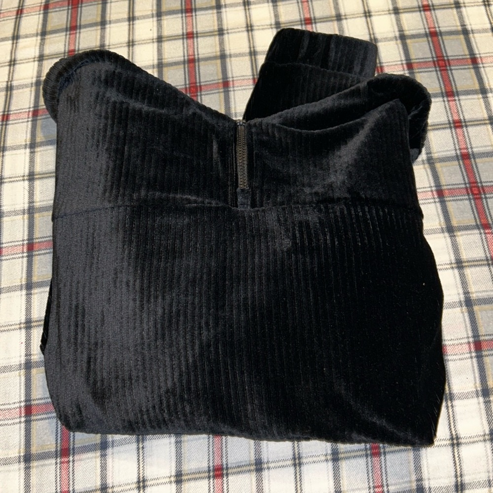 Black Half Zip Hooded Cropped Sweater